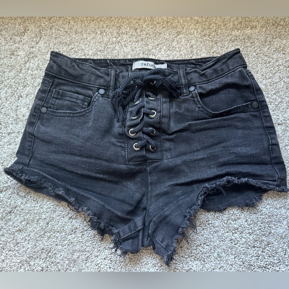 Refuge Black Jeans